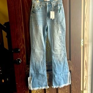 Kancan curvy high rise flare jeans